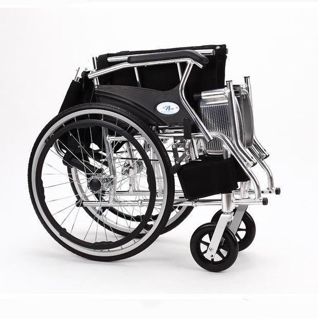 Can Be Folded Aluminium Alloy Self Propelled Wheelchair